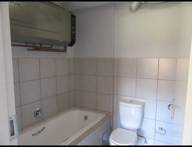 2 BEDROOM APARTMENT FOR SALE IN DIE HOEWES